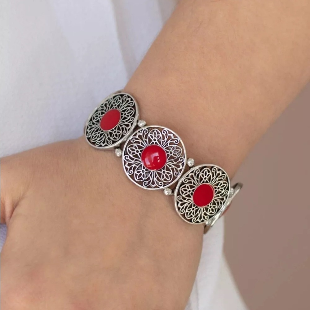 Paparazzi Jewelry - Painted Garden Red Bracelet - Vintage